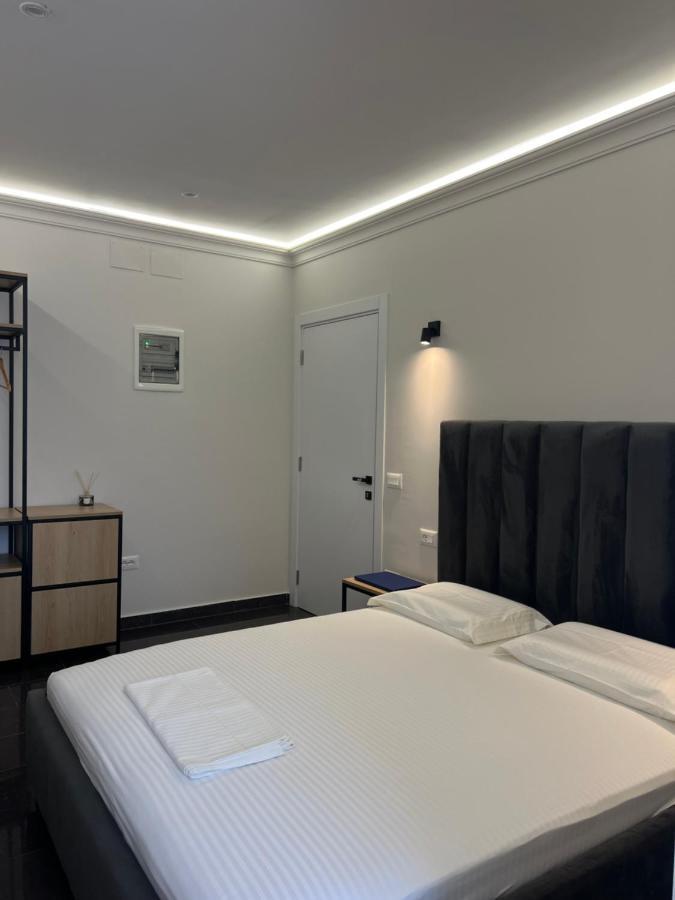 Checkpoint Tirana Apartments Extérieur photo